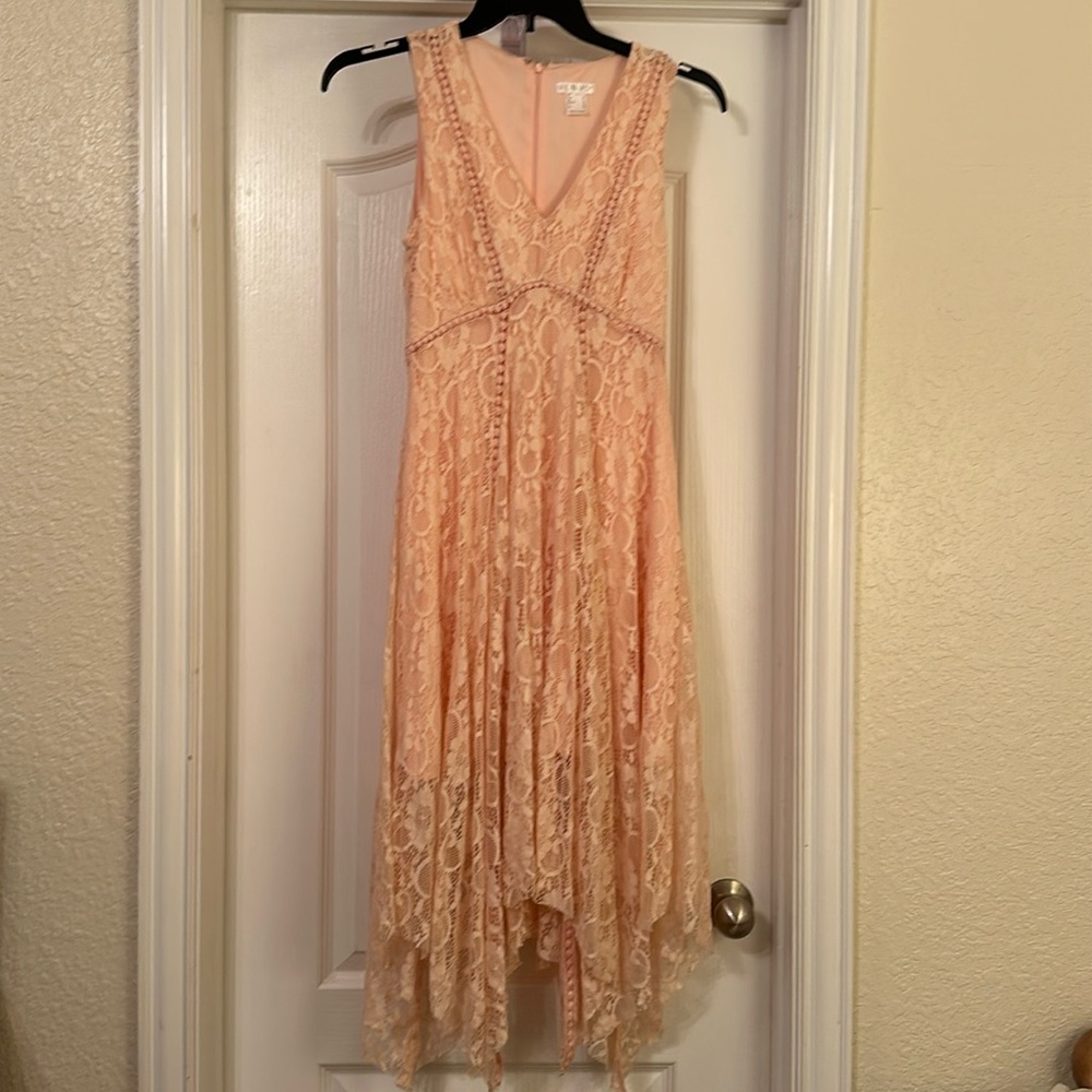 Venus pink dress size 6